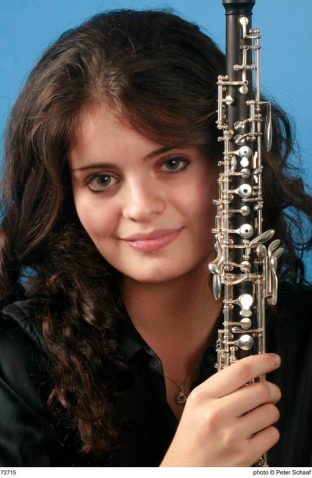 Howarth Oboist Julia Marie DeRosa, a student of The Juilliard Sc